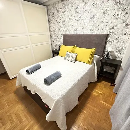 Apartment Parque Del Oeste Oviedo